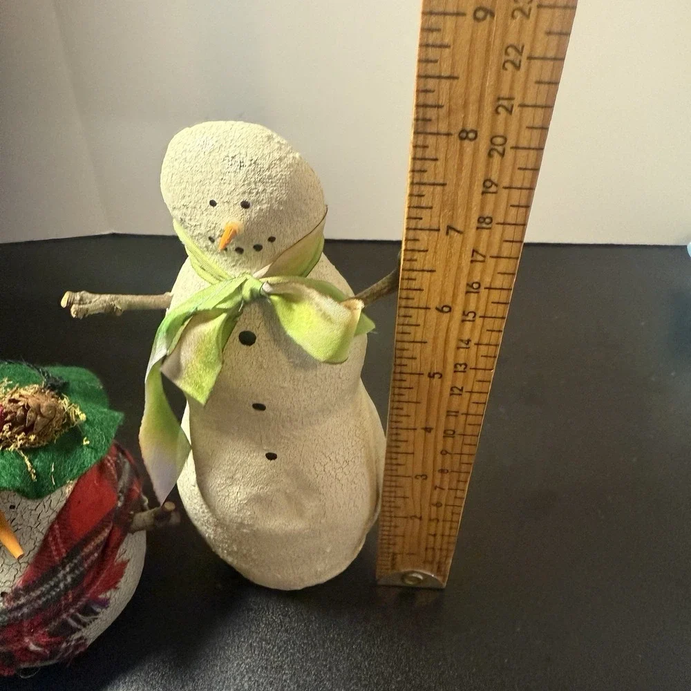 Vintage‎ Natalie Silitch Folk Art Hunter Snowman Figurines  Set Of 2